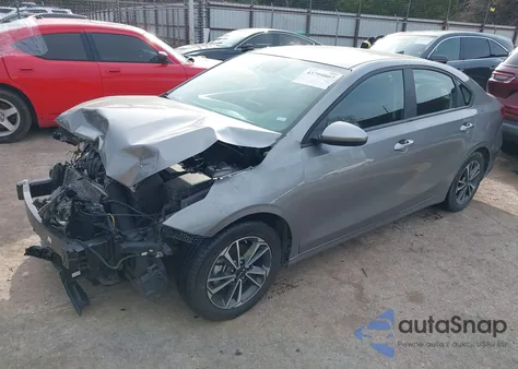 2024 Kia Forte Lxs z USA, uszkodzony, nr VIN 3KPF24ADXRE763743